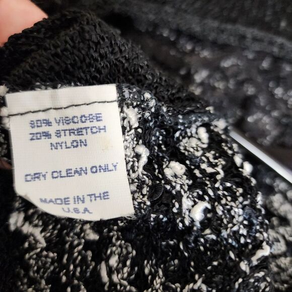 Ball of Cotton Black Lace Sweater Medium - Picture 7 of 7